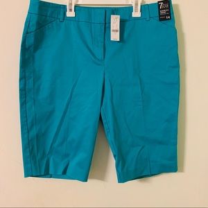 NY & C Women’s Bermuda Short 14